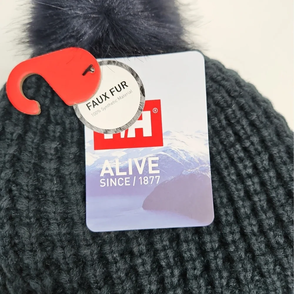 Helly Hansen Womens Dark Blue Snowfall Faux Fur Lined Pom Pom Beanie NWT